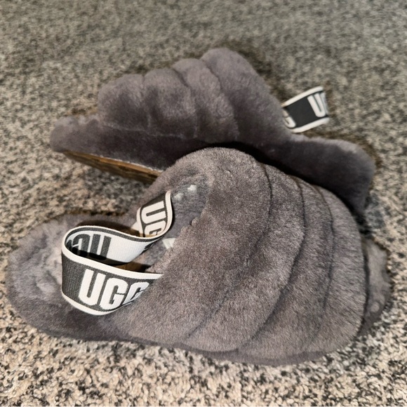 Amazing condition Ugg slippers! - Picture 1 of 10